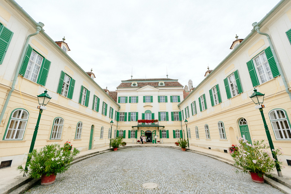 Christiane+Florian - CF-Hochzeit-Mobeldepot-021.jpg