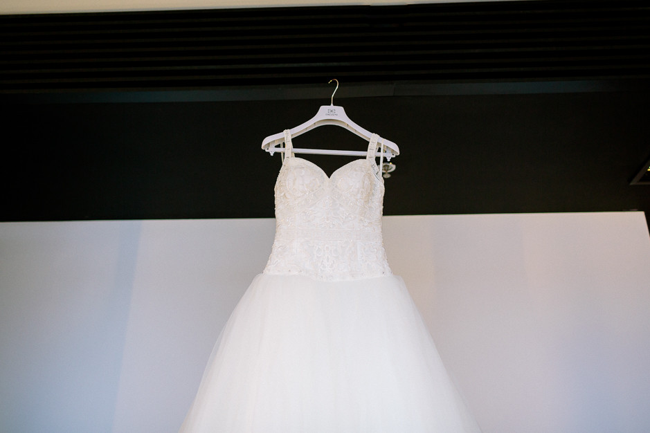 Daniela+Manuel - DM-Hochzeit-Weingut-Hillinger-001.jpg