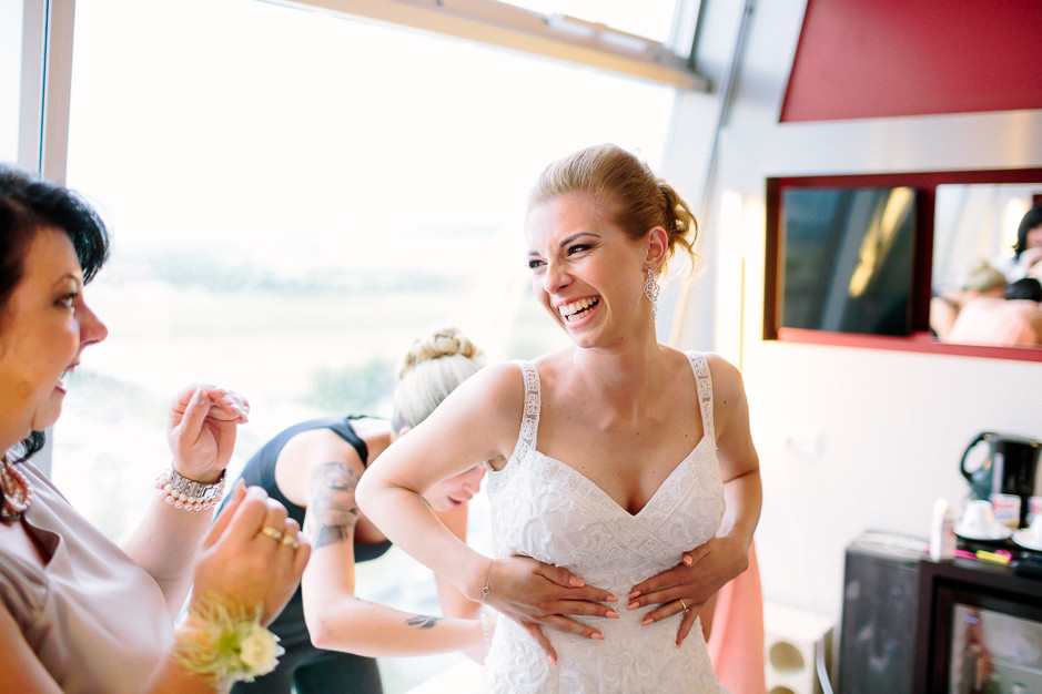 Daniela+Manuel - DM-Hochzeit-Weingut-Hillinger-024.jpg