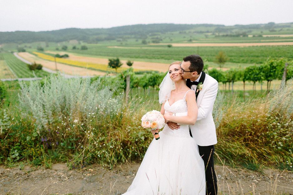 Daniela+Manuel - DM-Hochzeit-Weingut-Hillinger-049.jpg