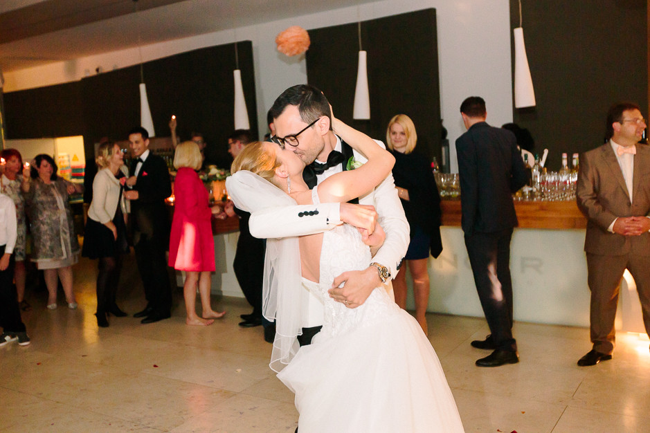 Daniela+Manuel - DM-Hochzeit-Weingut-Hillinger-079.jpg