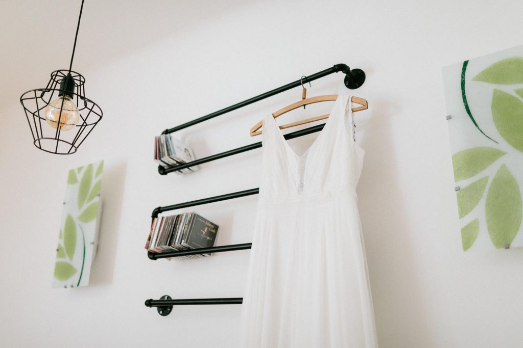 Barbara+Florian - BF-Hochzeit-Moebeldepot-001.jpg