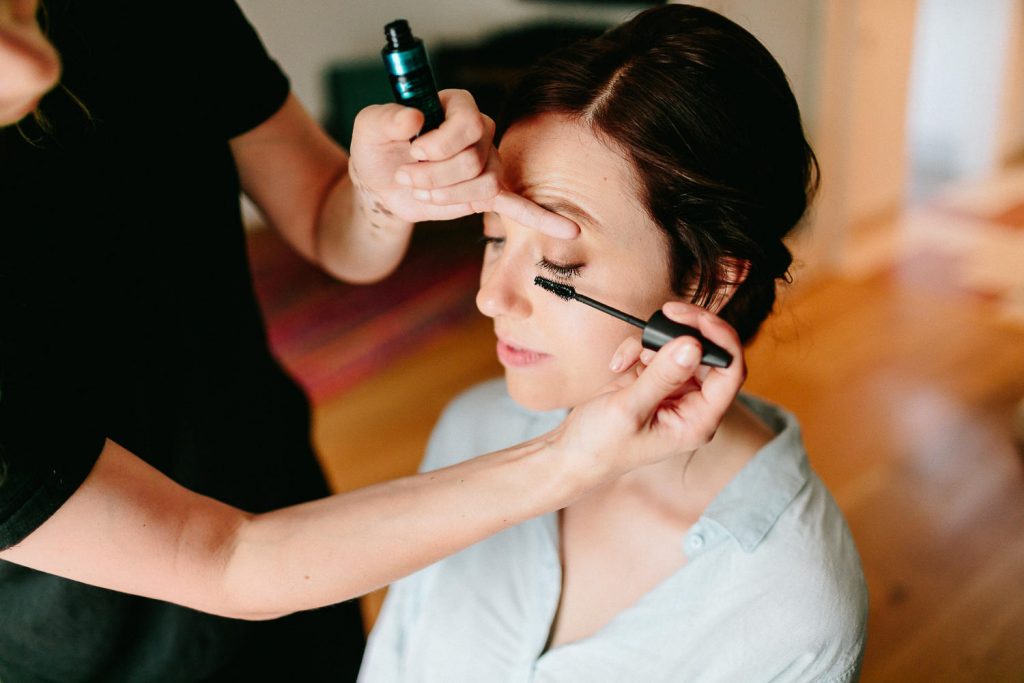 Barbara+Florian - BF-Hochzeit-Moebeldepot-005.jpg