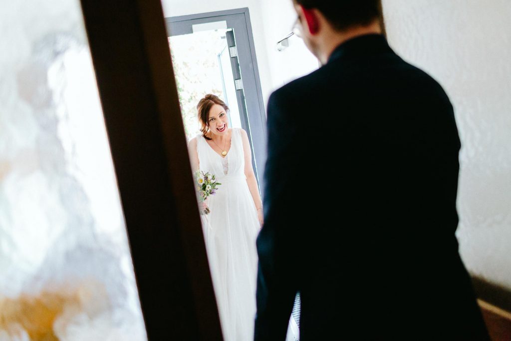 Barbara+Florian - BF-Hochzeit-Moebeldepot-013.jpg