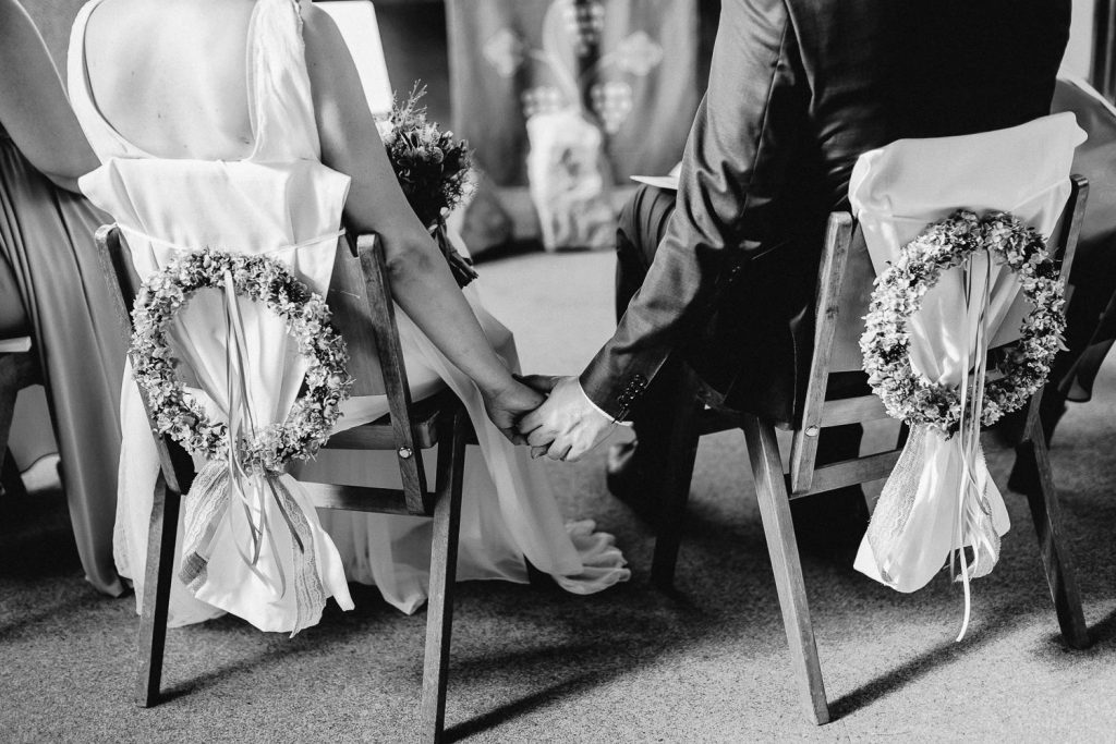 Barbara+Florian - BF-Hochzeit-Moebeldepot-019.jpg