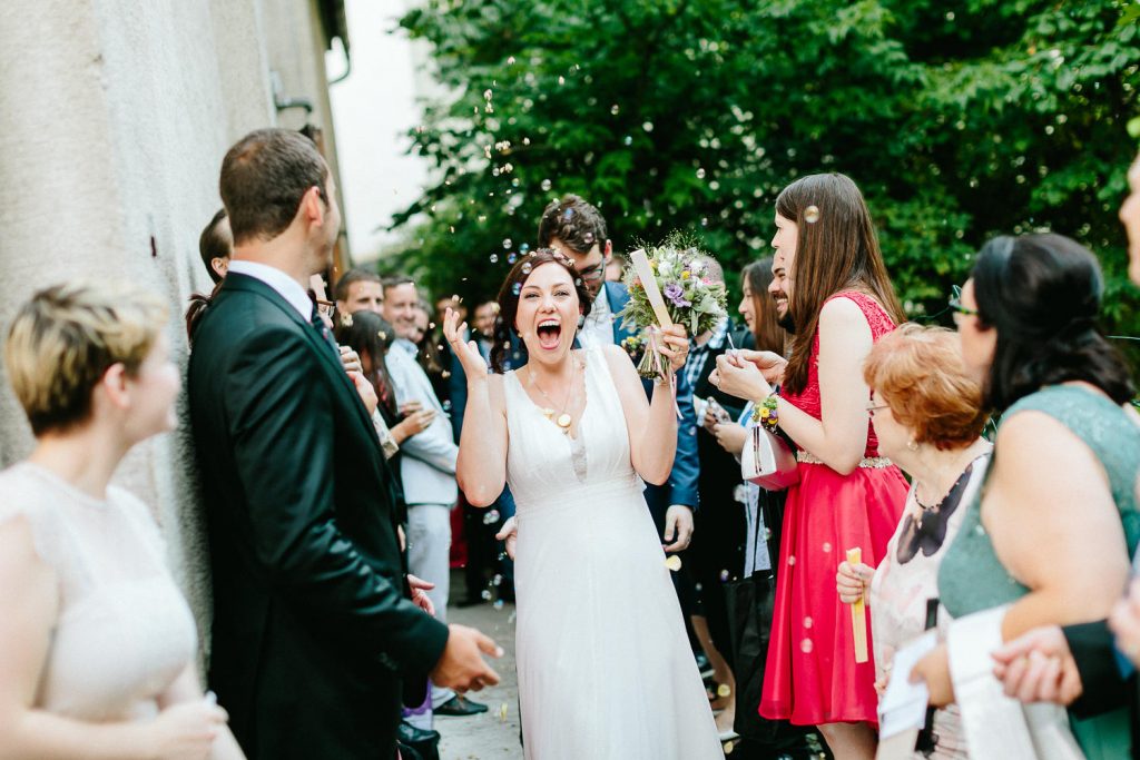 Barbara+Florian - BF-Hochzeit-Moebeldepot-025.jpg