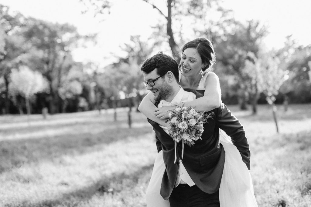 Barbara+Florian - BF-Hochzeit-Moebeldepot-035.jpg