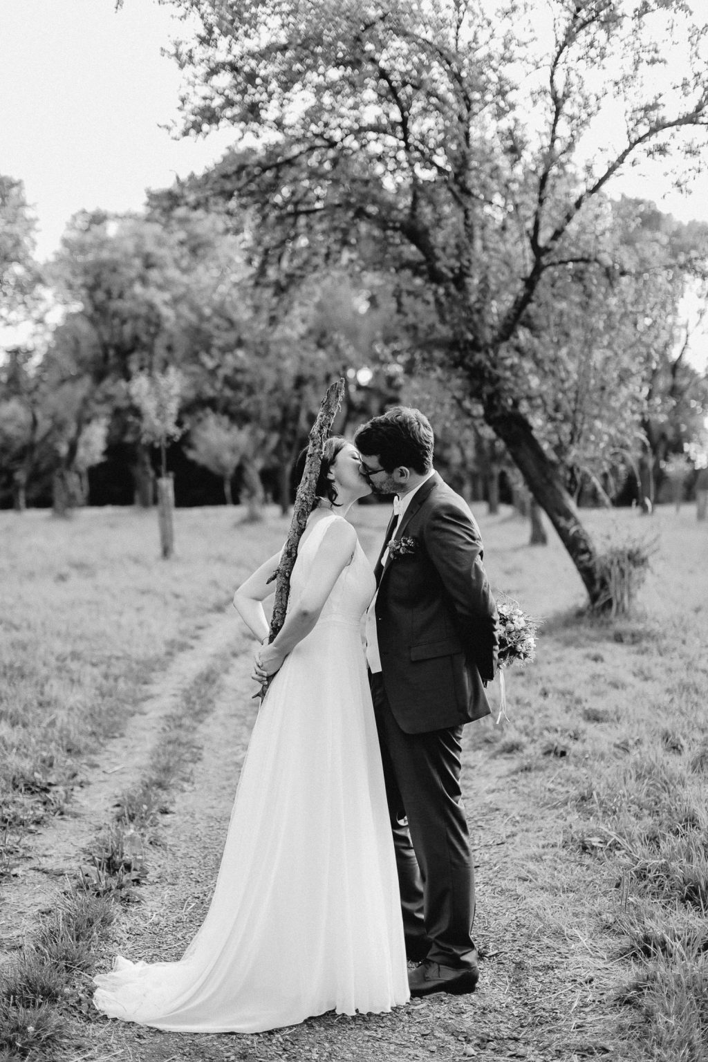 Barbara+Florian - BF-Hochzeit-Moebeldepot-038.jpg