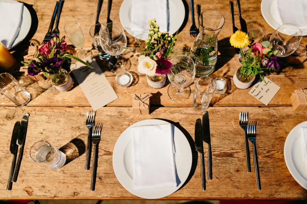 Barbara+Florian - BF-Hochzeit-Moebeldepot-048.jpg