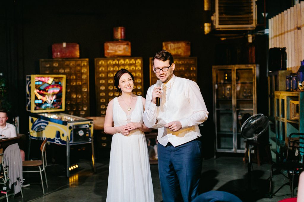 Barbara+Florian - BF-Hochzeit-Moebeldepot-056.jpg