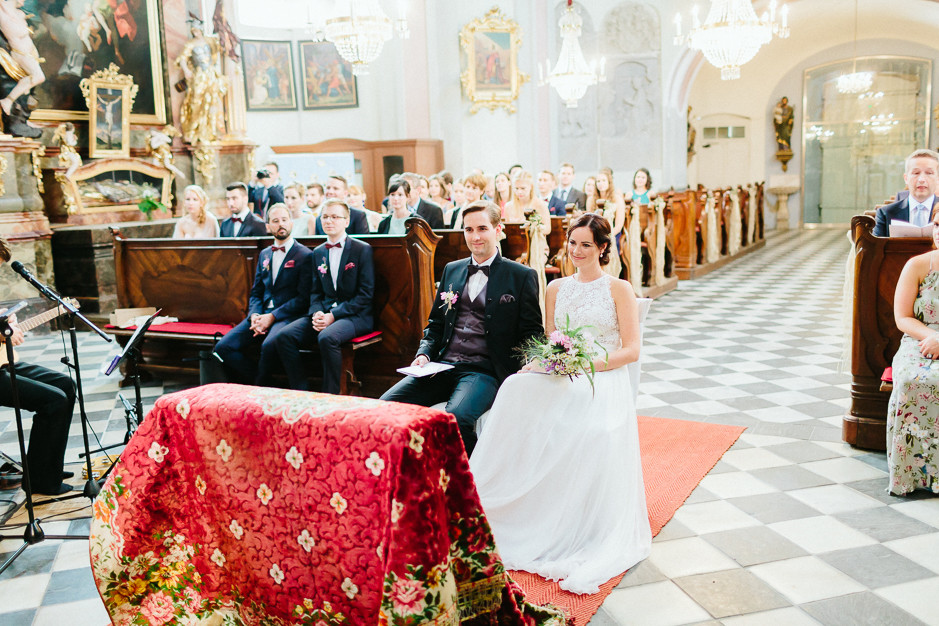 Inga+Michael - IM-Hochzeit-Weingut-Holler-033.jpg