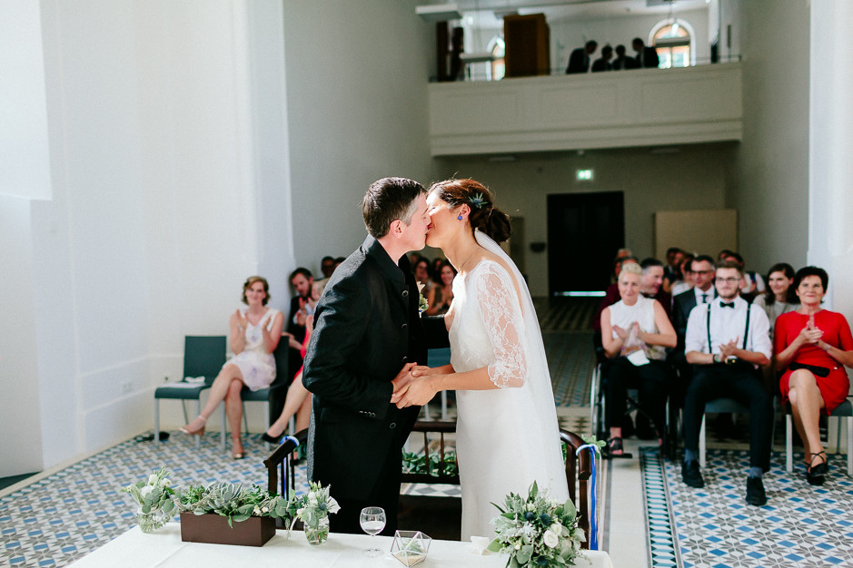 Irene+Wolfgang - IW-Hochzeit-Refugium-Hochstrass-033.jpg