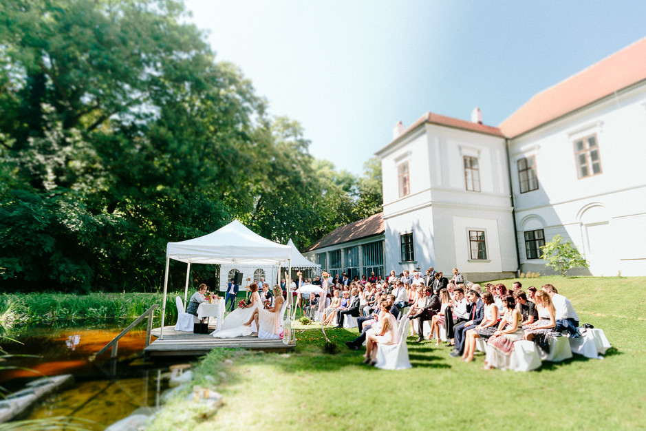 Petra+Lukas - PL-Hochzeit-Schloss-Nikitsch-047.jpg