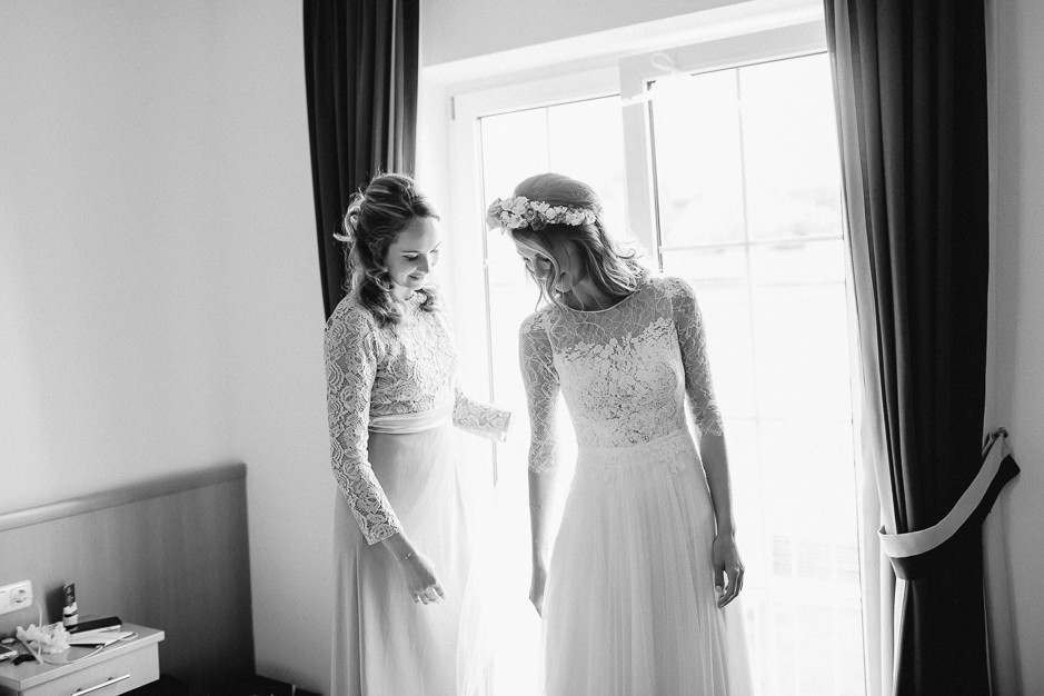 Tamara+Thomas - Hochzeit-Burg-Forchtenstein-008.jpg