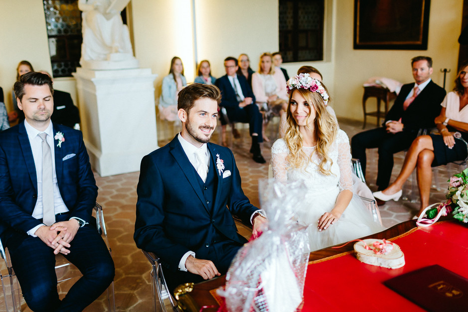 Tamara+Thomas - Hochzeit-Burg-Forchtenstein-024.jpg