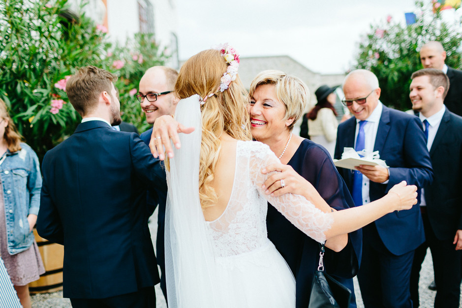 Tamara+Thomas - Hochzeit-Burg-Forchtenstein-052.jpg