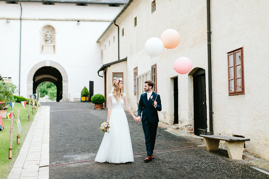 Tamara+Thomas - Hochzeit-Burg-Forchtenstein-053.jpg