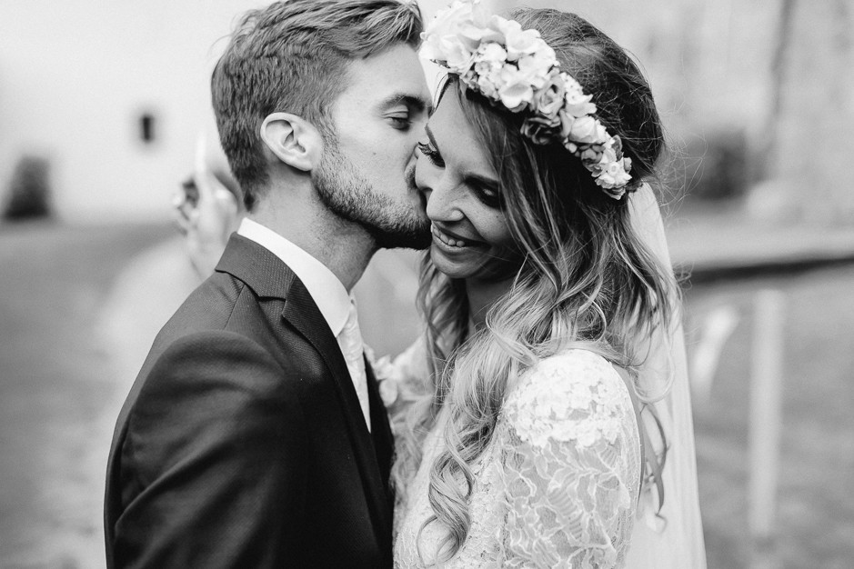 Tamara+Thomas - Hochzeit-Burg-Forchtenstein-054.jpg