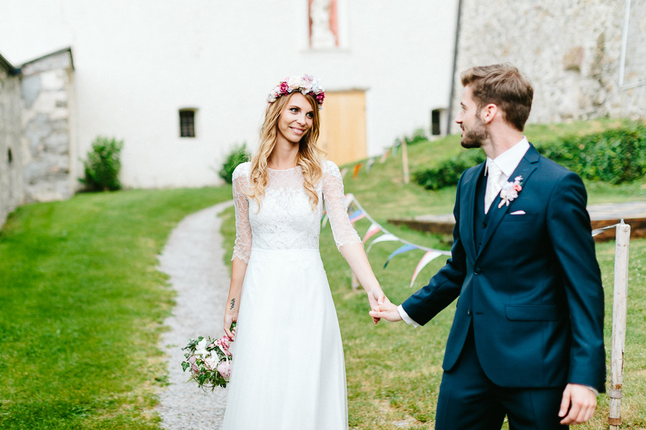 Tamara+Thomas - Hochzeit-Burg-Forchtenstein-058.jpg