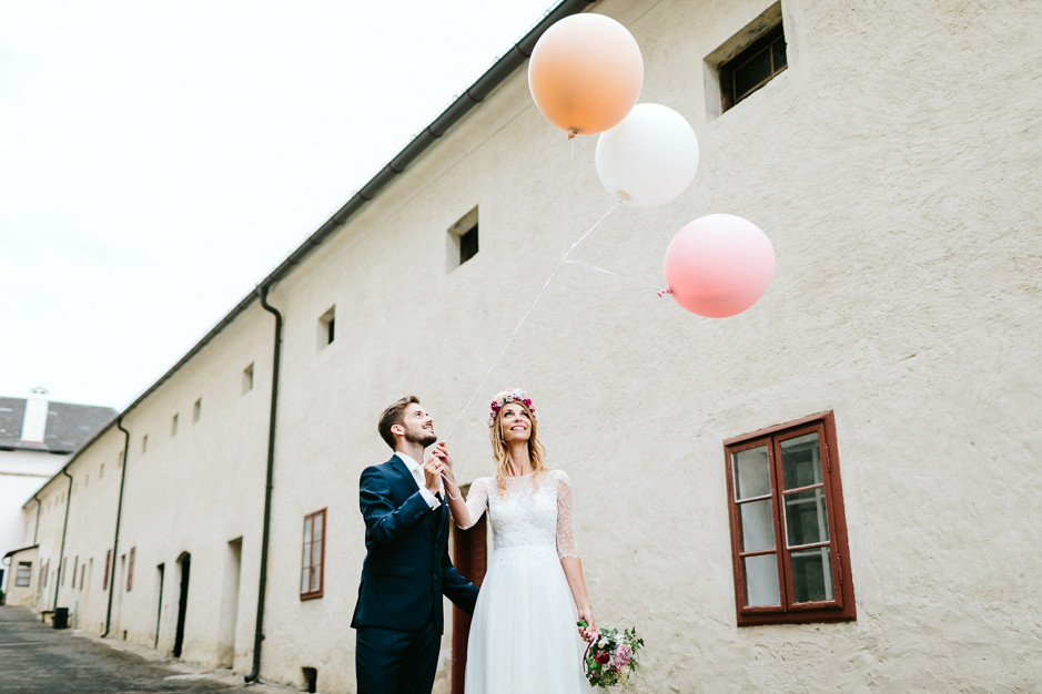 Tamara+Thomas - Hochzeit-Burg-Forchtenstein-061.jpg