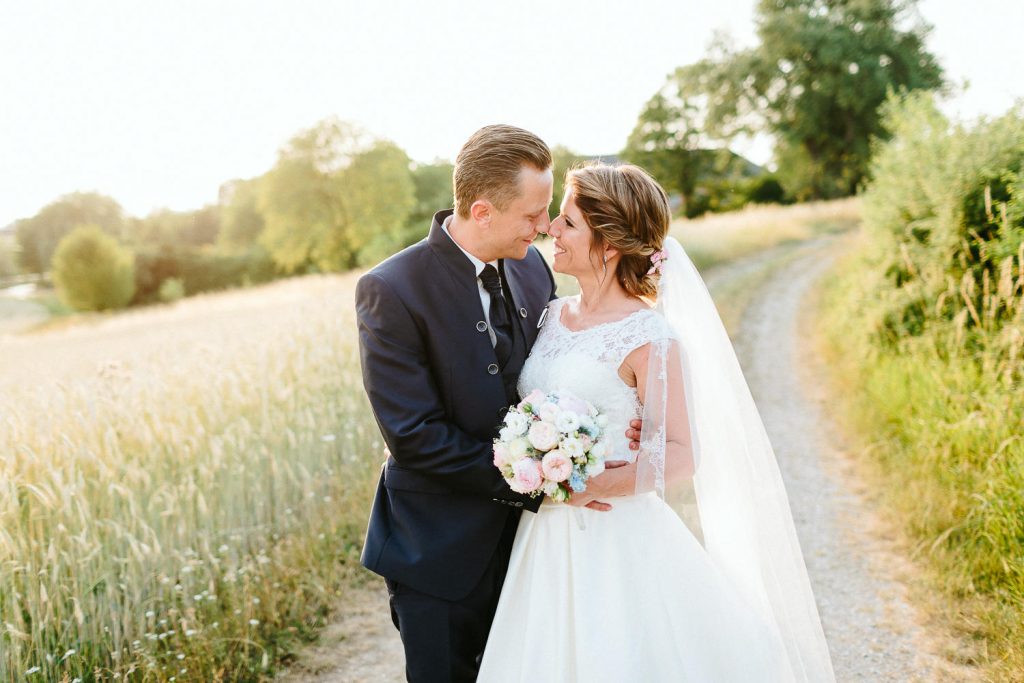 Theresa+Matthias - TM-Hochzeit-Kletzmayrhof-064.jpg