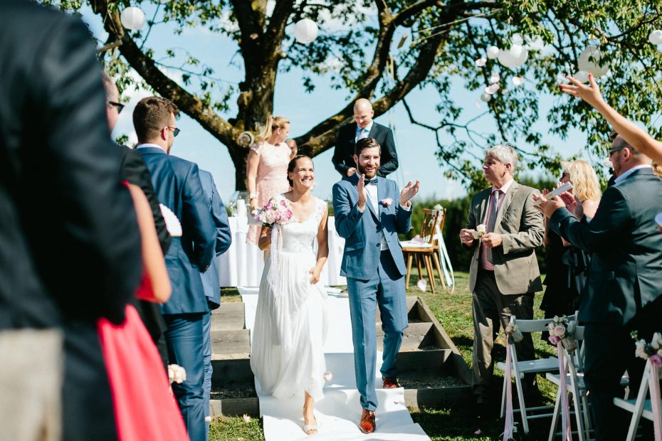 Julia+Daniel - JD-Hochzeit-Weingut-Holler-049.jpg