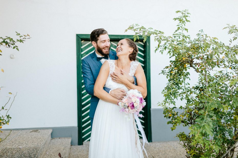 Julia+Daniel - JD-Hochzeit-Weingut-Holler-063.jpg