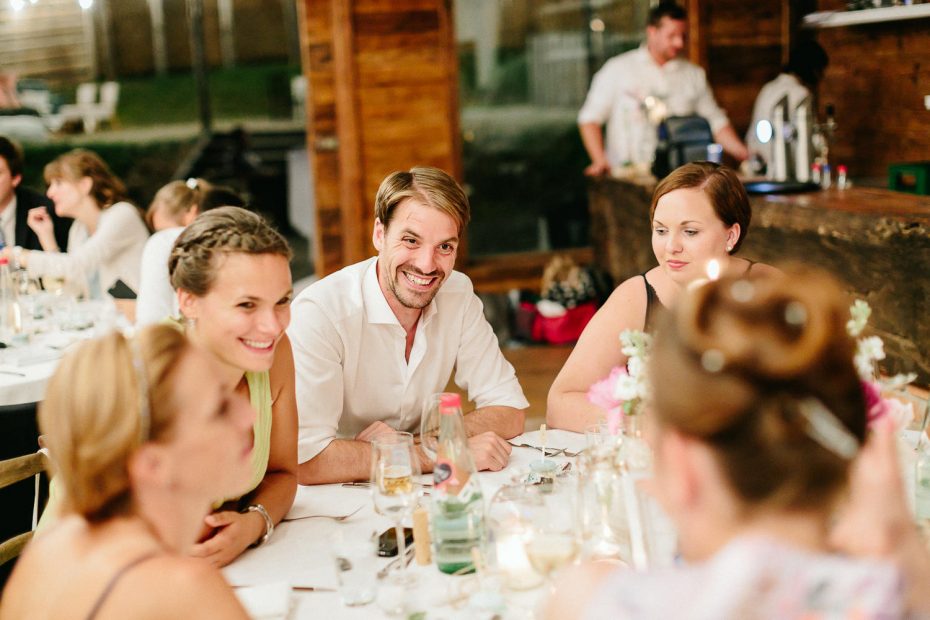 Julia+Daniel - JD-Hochzeit-Weingut-Holler-092.jpg