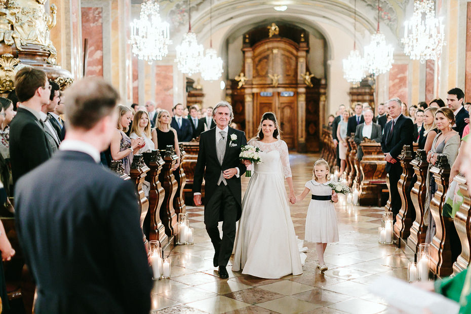 Valentina+Matthias - VM-Hochzeit-Schlosspark-Mühlbach-am-Manhartsberg-027.jpg