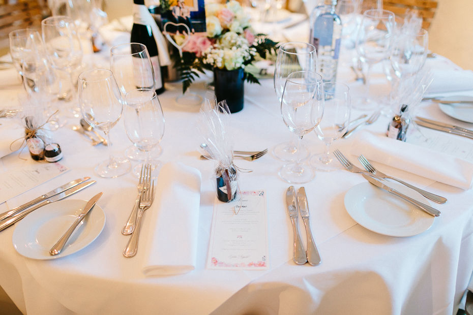 Valentina+Matthias - VM-Hochzeit-Schlosspark-Mühlbach-am-Manhartsberg-089.jpg