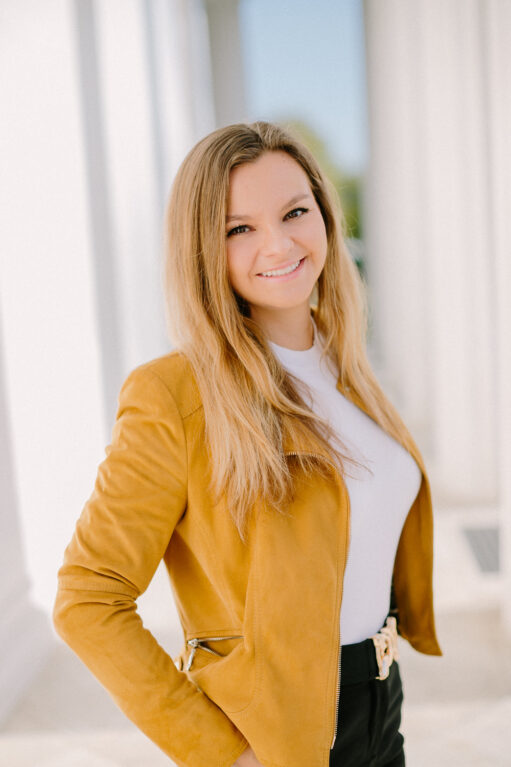 People - Nicole_14.04.2022-013.jpg